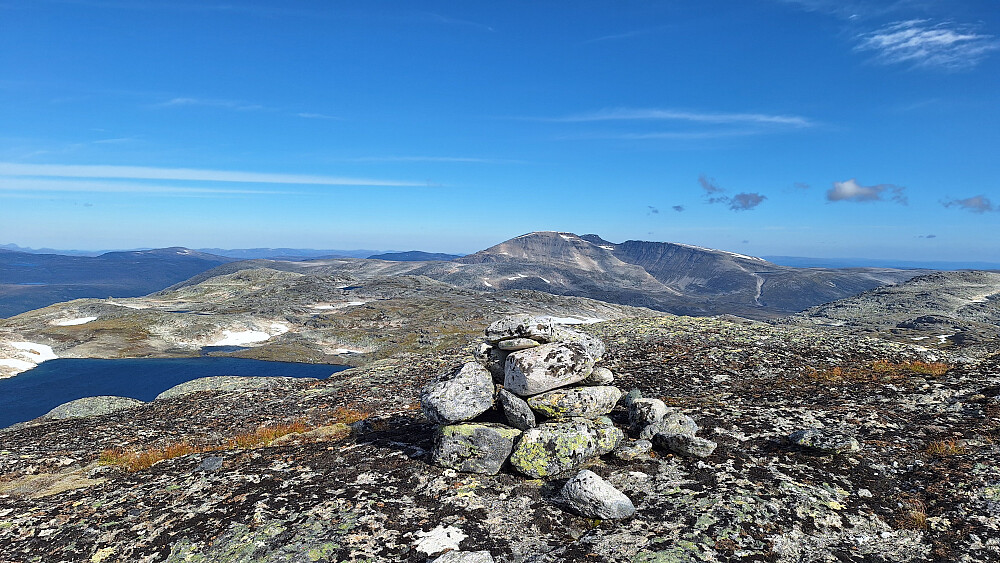 Mot Snota.