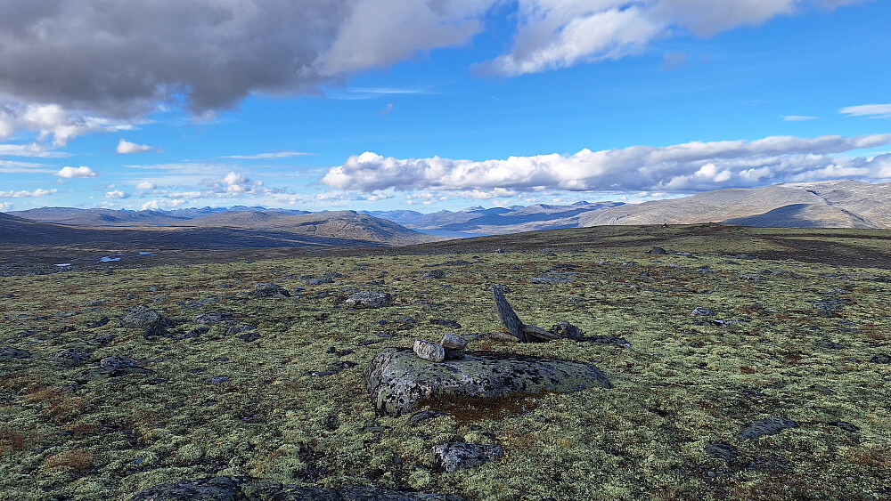 Kvithøi mot Aursjøen nord.