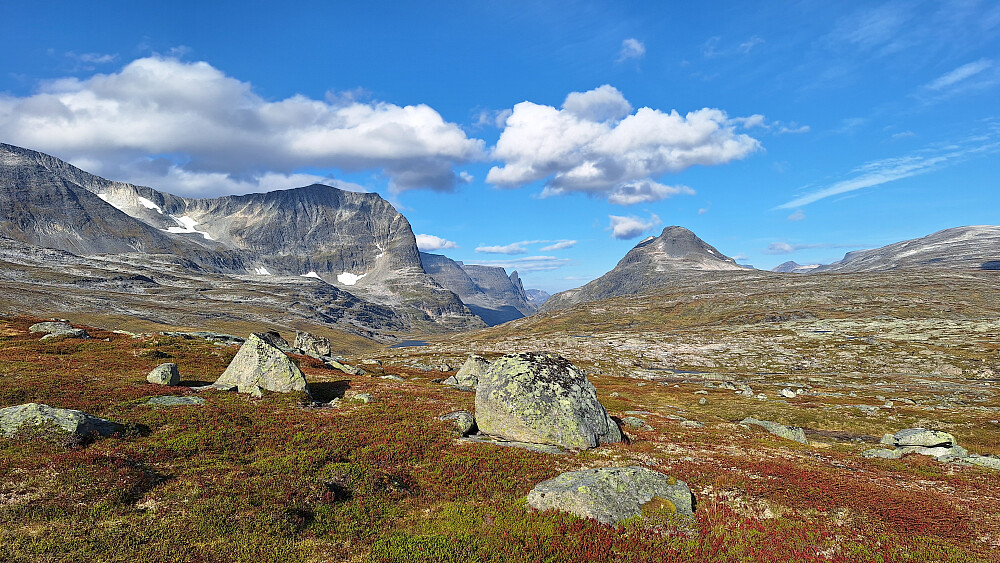 Mot Innerdalen. 