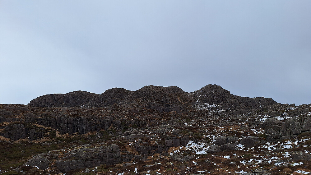 Gikk opp og ned i kløfta lengst til høyre. 