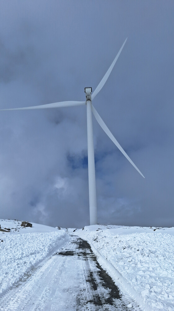 Mye snø i enkelte søkk.