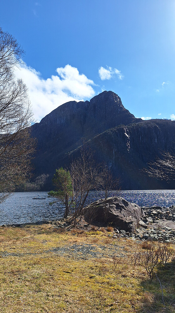 Norddalsvatnet.