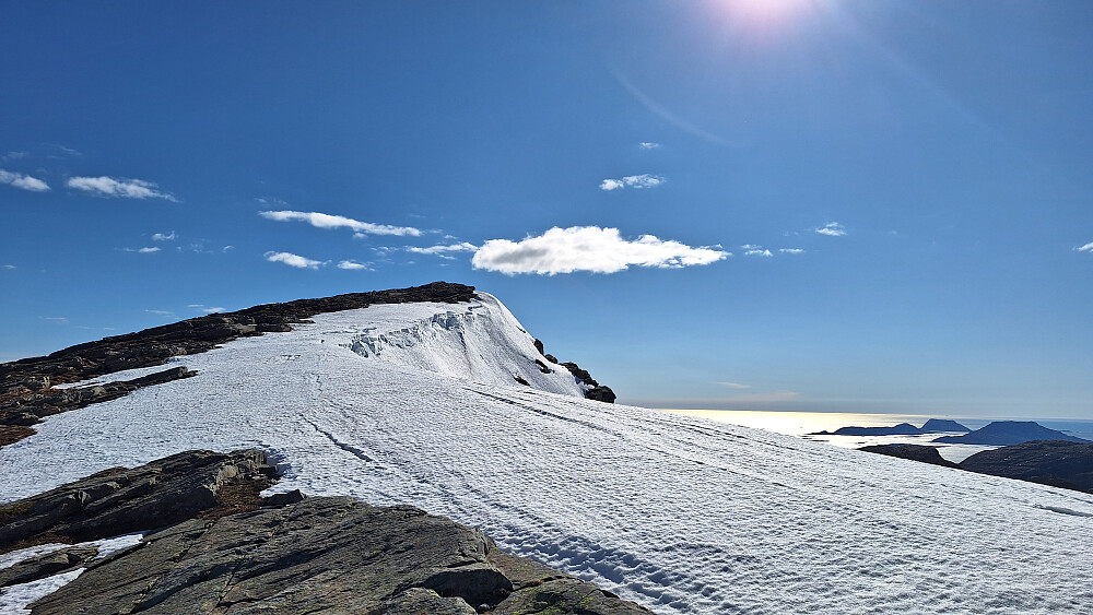 Mye snø på vestkanten. 