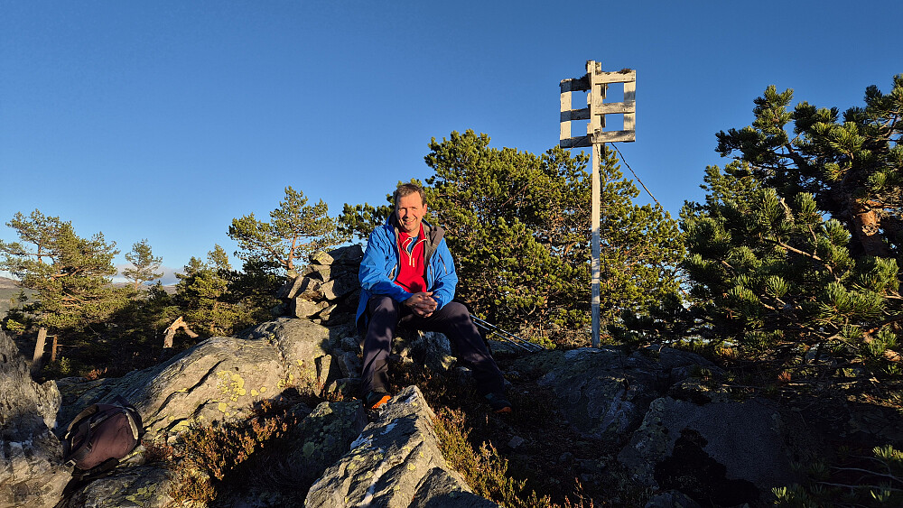 Toppunktet på Årnotra (700).