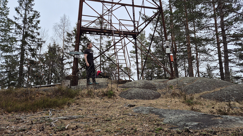På toppen av Rundkoll (426).