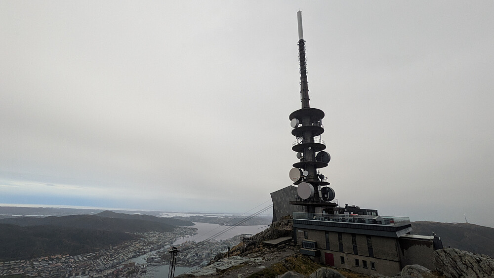 Ulriken, vindfull og fuktig tur