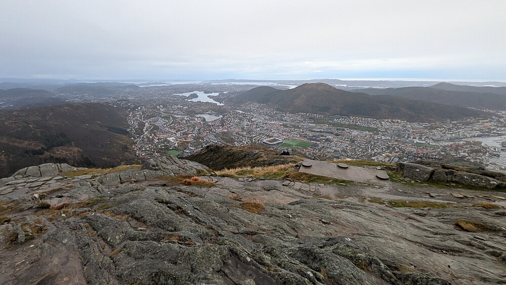 Ulriken, vindfull og fuktig tur