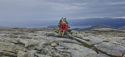 Petter at the cairn at Grønhaug (not the highest point!)