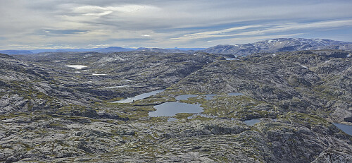 Towards Hårteigen from Austdalsnuten