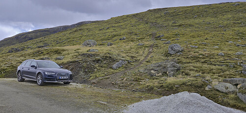 Tverraldskaret trailhead for Vetlafjellet