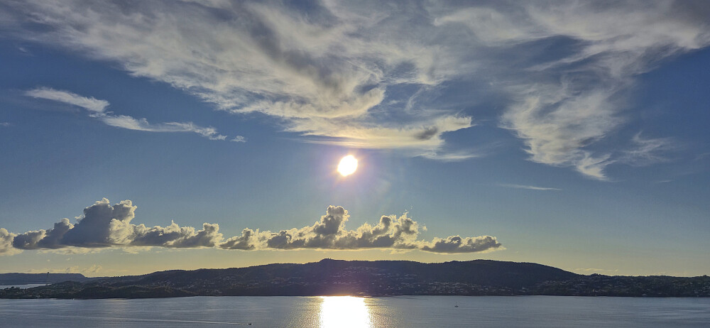 The setting sun above Askøy after the hike