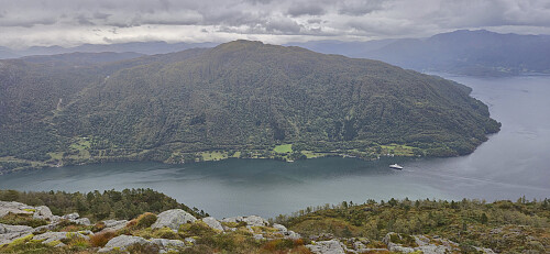 Sund and Håfjell from near the summit