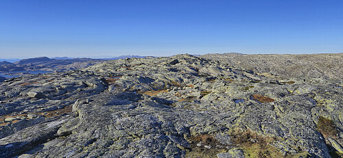 Towards the real summit from the cairn