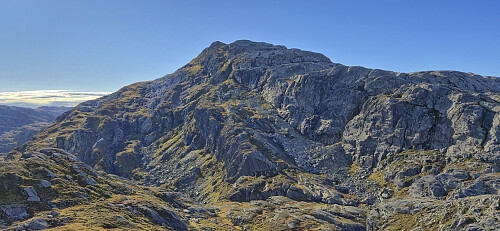 Looking back at our descent from Herdabreida