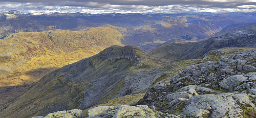 Berdalsnipa with Nosafjellet and Nosi in the background
