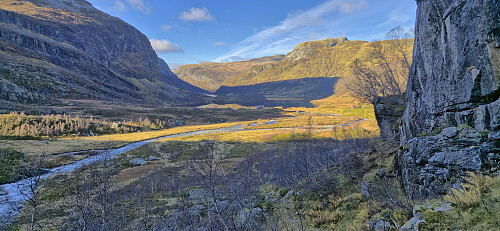 Returning to Slondalsvatnet