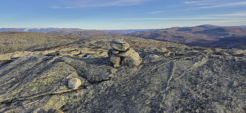 The cairn at Vatnasetenuten (not at the highest point!)