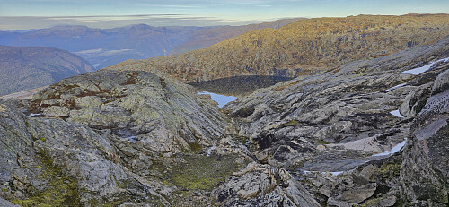Descending towards Storavatnet
