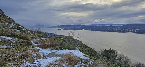 Descending to Kistebakkane