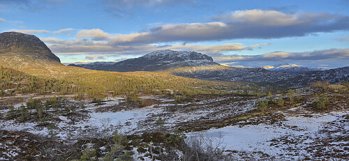 Høgahorgi from Langelihøgdi with Skamdalshorgi to the left
