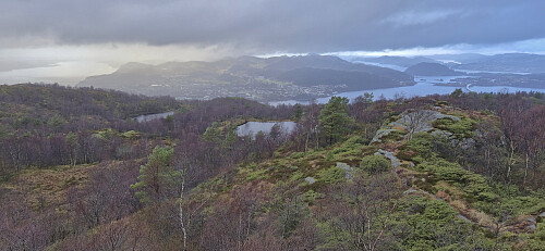 Descending towards Lille and Store Jørgenstemma