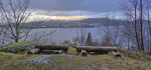 Rundhaugen with Holsnøy in the background