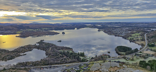Aksdalsvatnet from Alvanuten