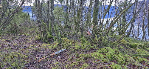 The fallen trig marker at Matskårhaugane