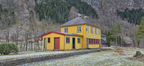 Nesheim stasjon on the discontinued Hardangerbana