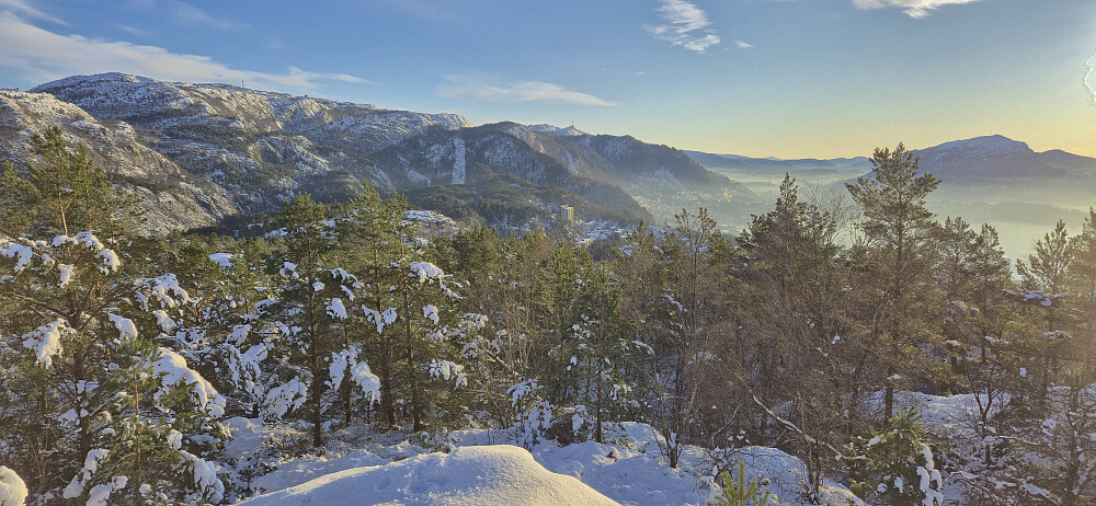 Towards Ulriken from Ørneberget