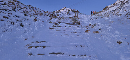 The snow-covered steps of Oppstemten