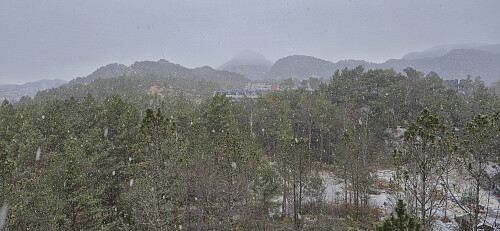 Towards Lyderhorn from Ørnahaugen with Straumsfjellet to the left