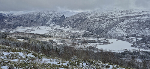 Haukelandsvatnet and Søylevatnet from Erdalsvarden