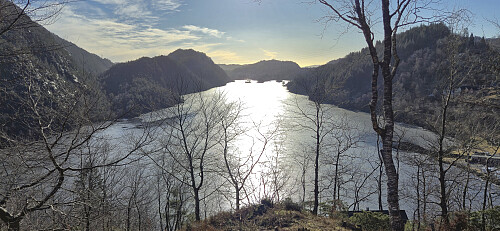 Grimevatnet from the smaller unnamed hill southwest of Ørnatua