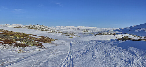 Returning to the car from south of Velte Bjoreinuten