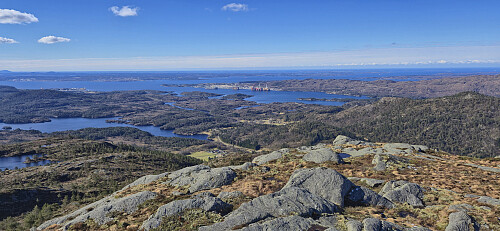 Towards Skipavika from Brattelifjellet