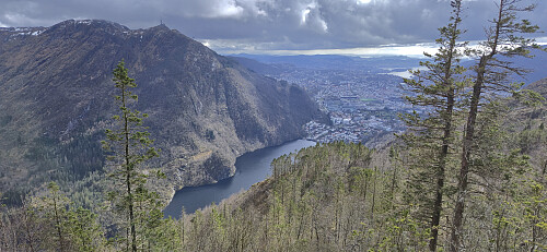 Looking down at Svartediket from the ascent to Blåmanen