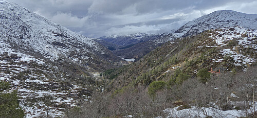 The valley between Grostølsnuten and Øktarenuten from Middagsnuten