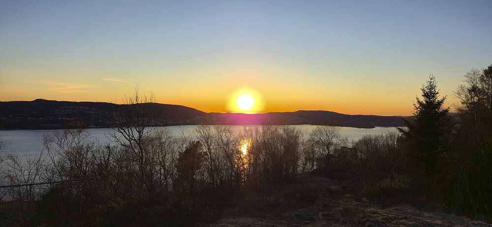 The setting sun from Hellen festning