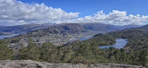 Ådnanipa and Indre Arna from the descent from Sjurstonipa