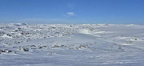 Descending from Ramnabergnuten