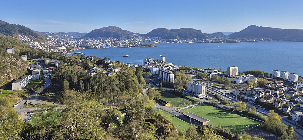 Towards the Bergen city center from Rognåsen