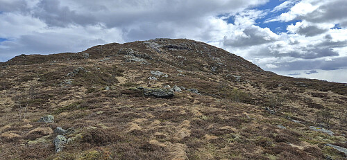 Approaching Svabergfjellet