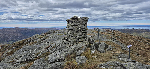 West from Svabergfjellet