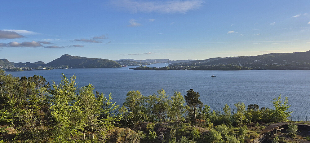 Askøybroen from Hellen festning