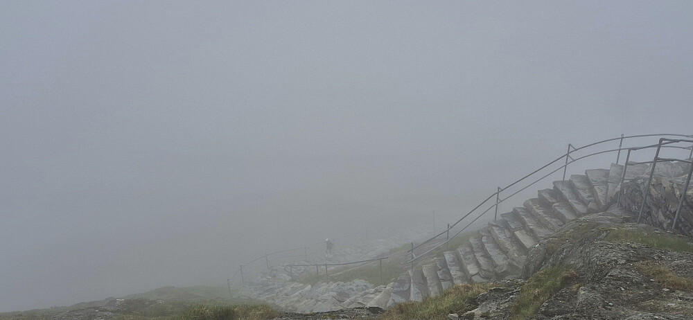Limited views from the top of Oppstemten this afternoon