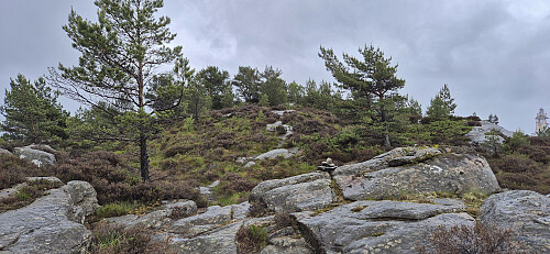 Approaching the highest point at Vardneshaugane