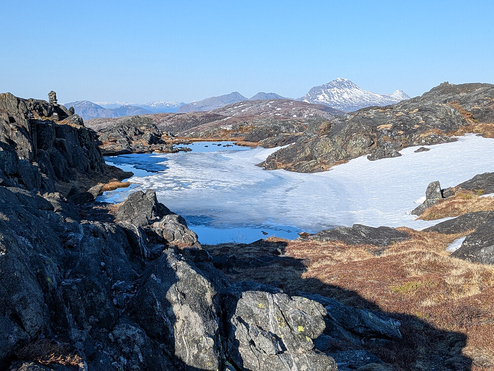 Tjønn på toppen av Blåfjelltuva