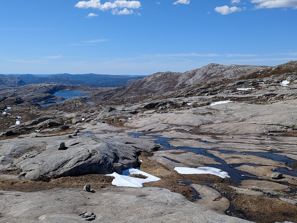 Langt igjen til Skjolden vest